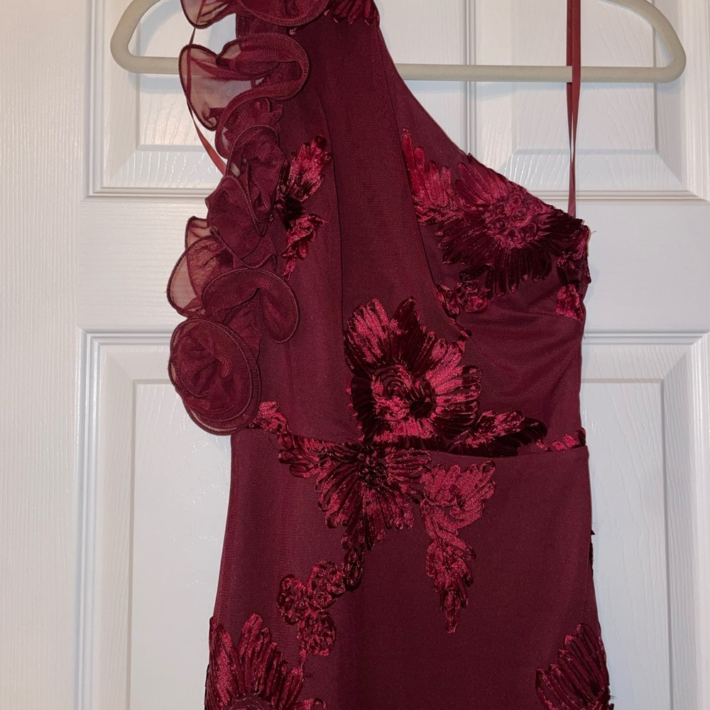 ♥️Elegant Burgundy Floral Dress♥️ - Picture 6 of 8